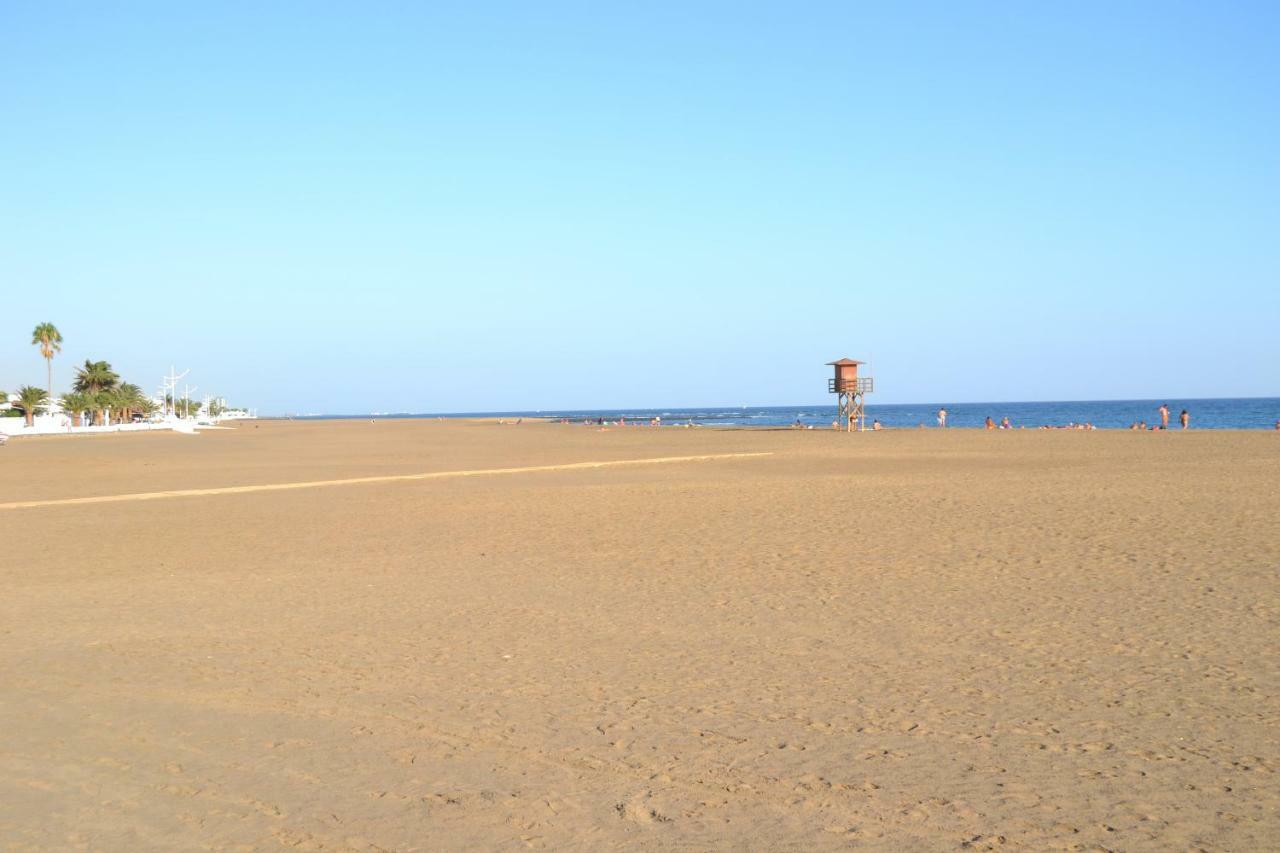 Flower Beach Deluxe Playa Honda  Luaran gambar